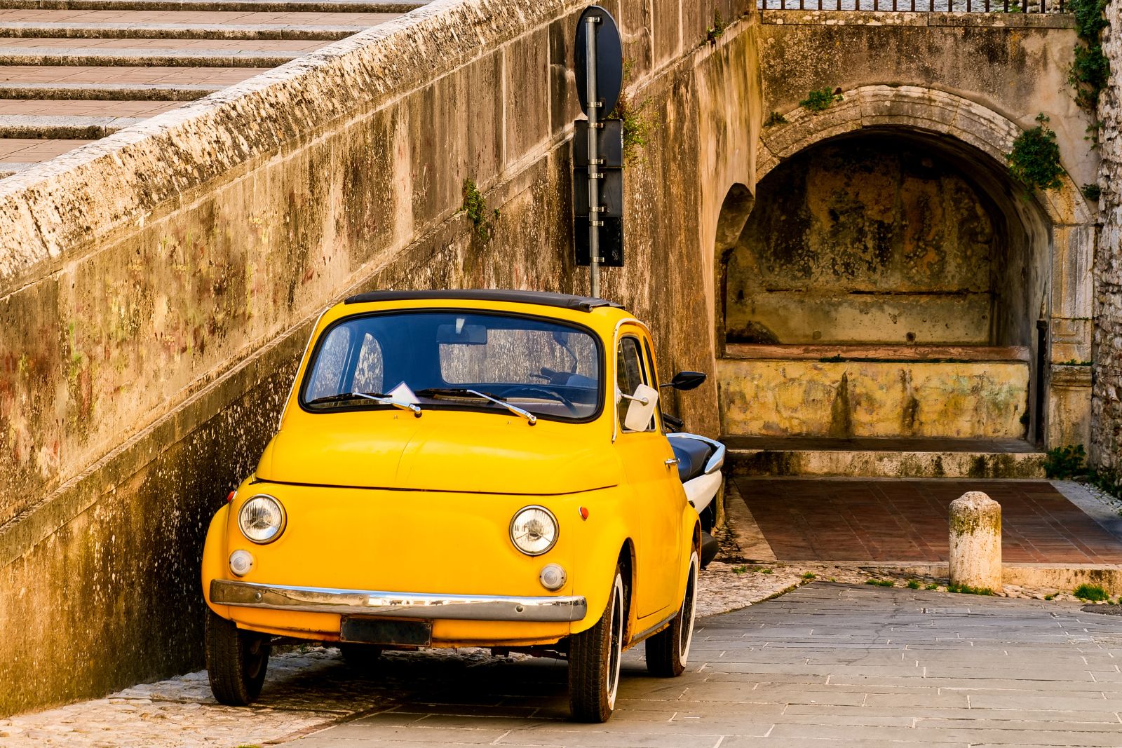 Explore the Beauty of Palermo with a Vintage Fiat 500 Tour: A Memorable Experience